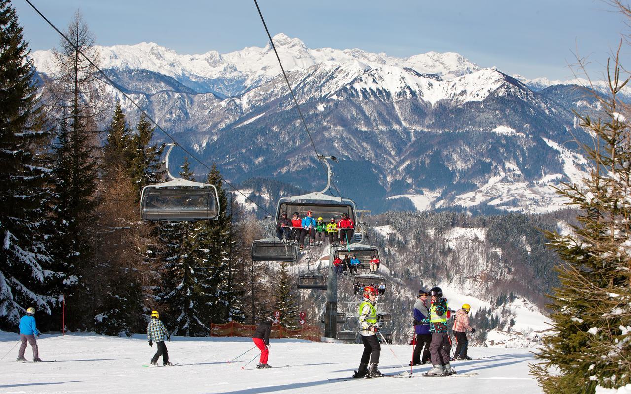 Alpska Perla Apartments Cerkno Luaran gambar