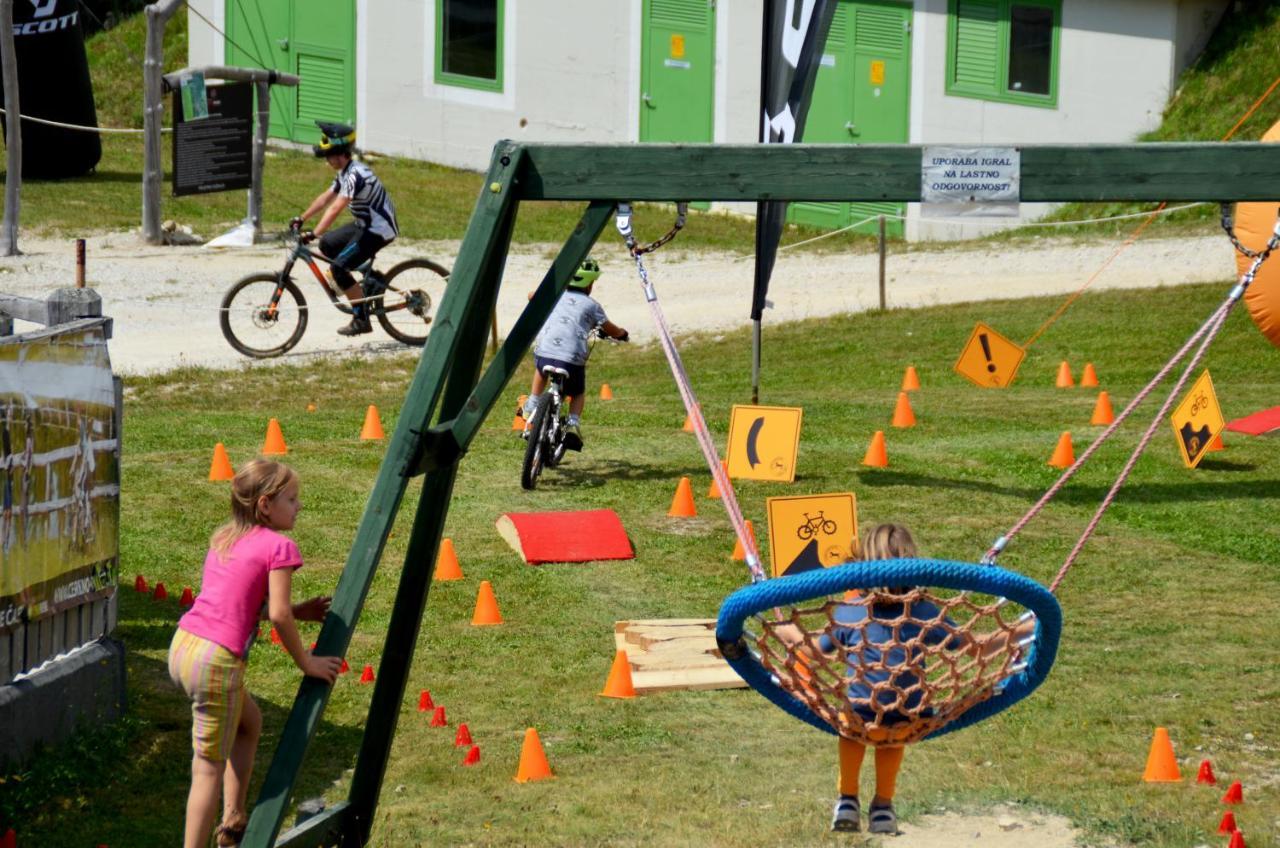 Alpska Perla Apartments Cerkno Luaran gambar
